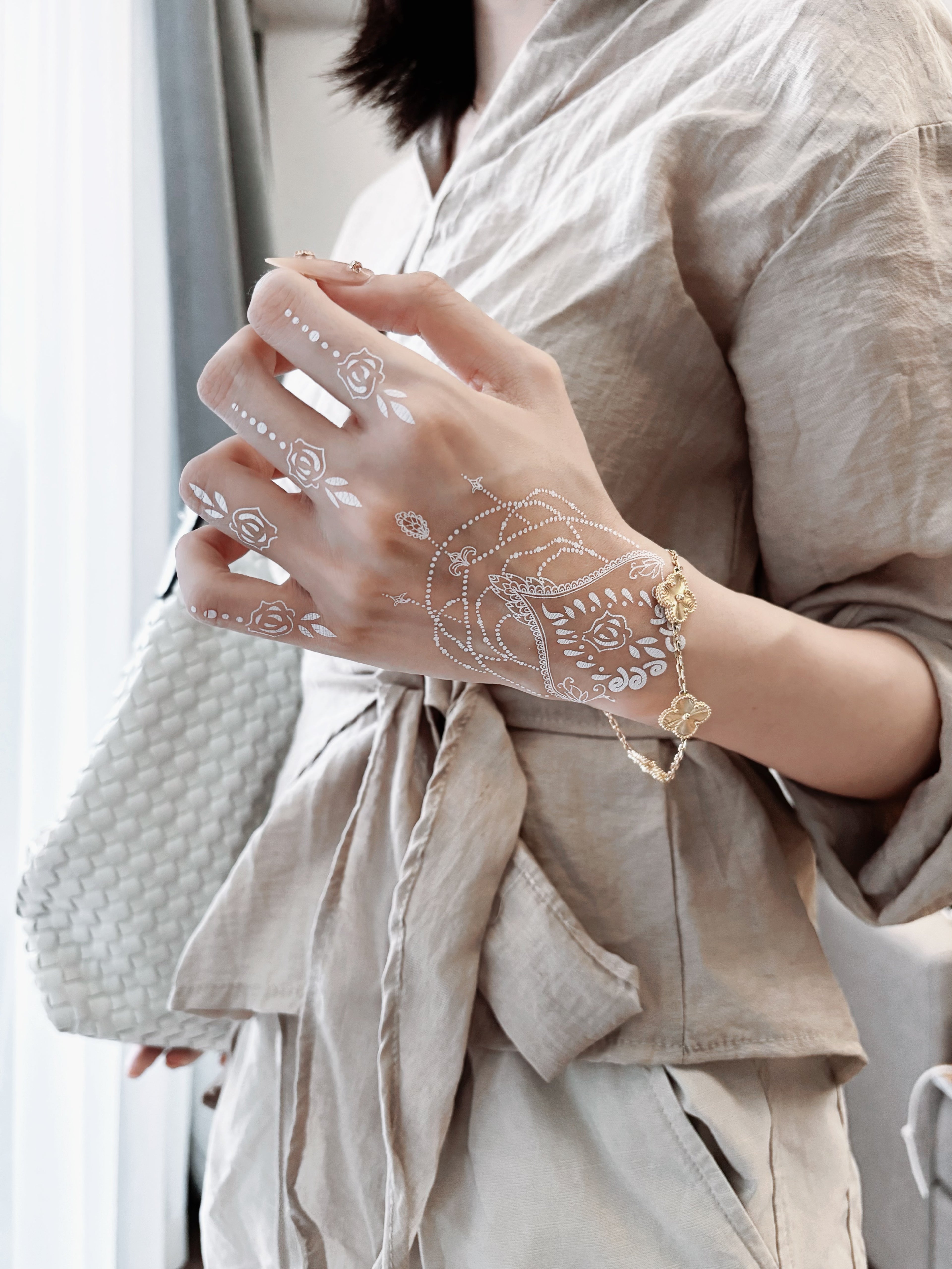 Vintage Lace Hand Chain White Henna Sticker | Elegant Temporary Tattoo